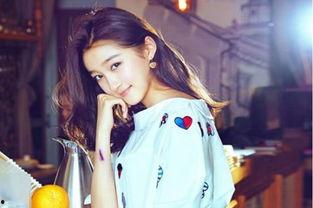 关晓彤鹿晗最新爆料图片,甜蜜瞬间曝光，恋情升温引热议  第3张